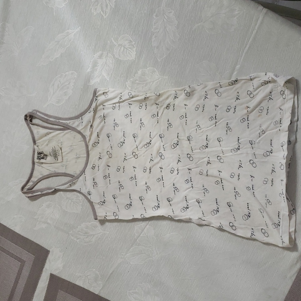 Ruehl No.925 Greenwich St. New York, NY white & gray tank top XS